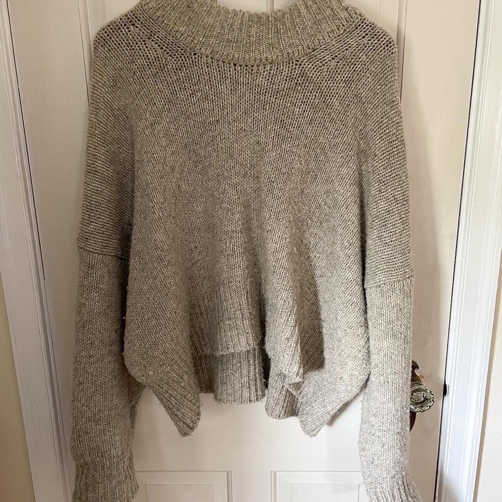 VGUC Babaa No 15 Sweater in Mist